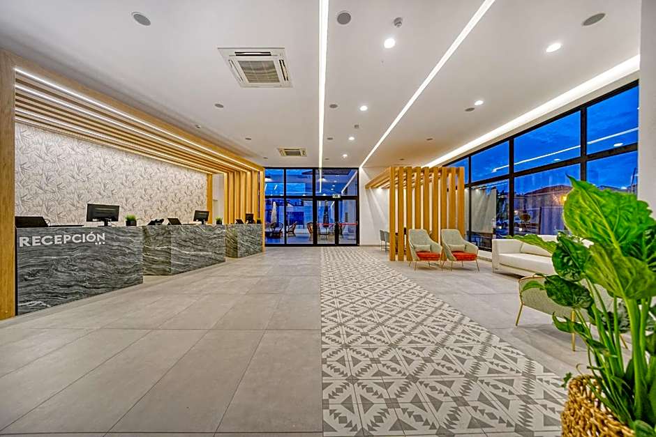 Broncemar Beach Suites