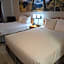 Days Inn & Suites by Wyndham Castle Rock