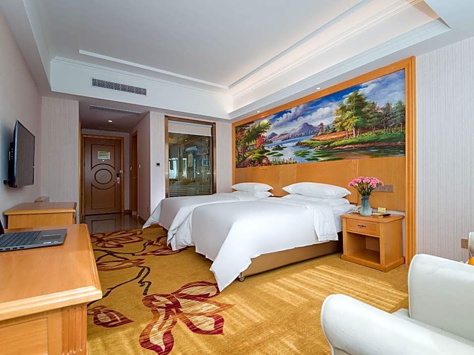 Vienna Hotel Shiyan Shanghai Road