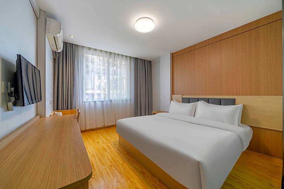 7 Days Inn Kangding Passenger Terminal