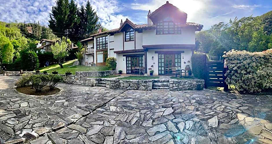 Viviendas Rurales El Covaju