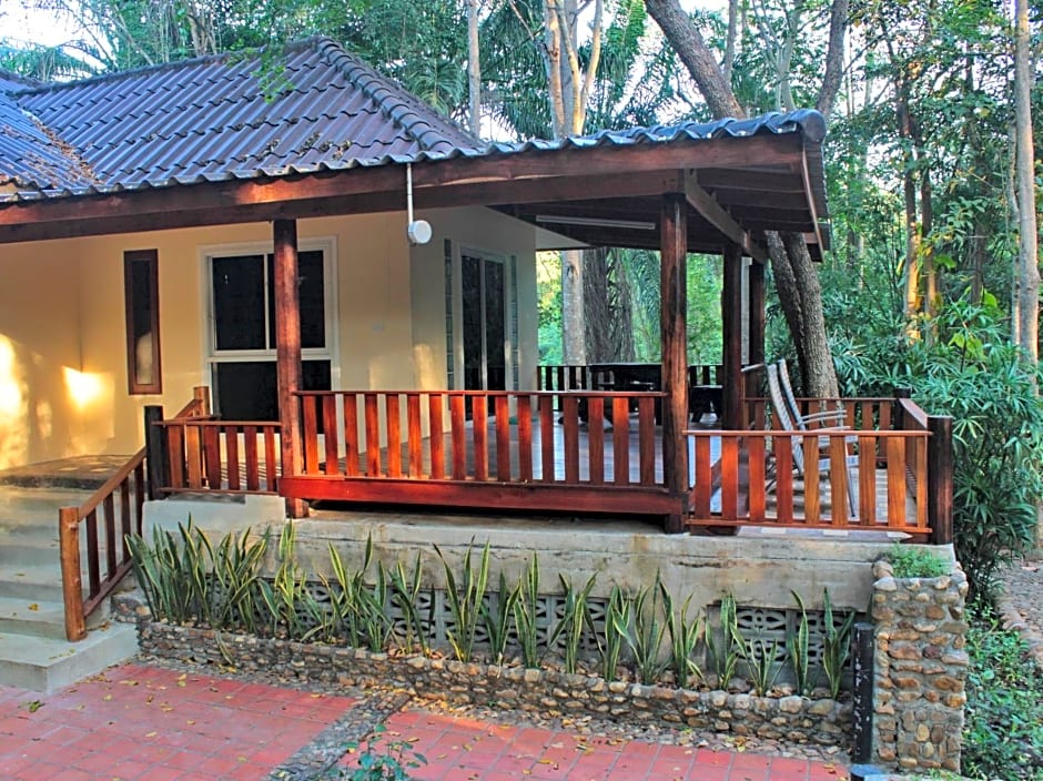 Baan Maka Nature Lodge