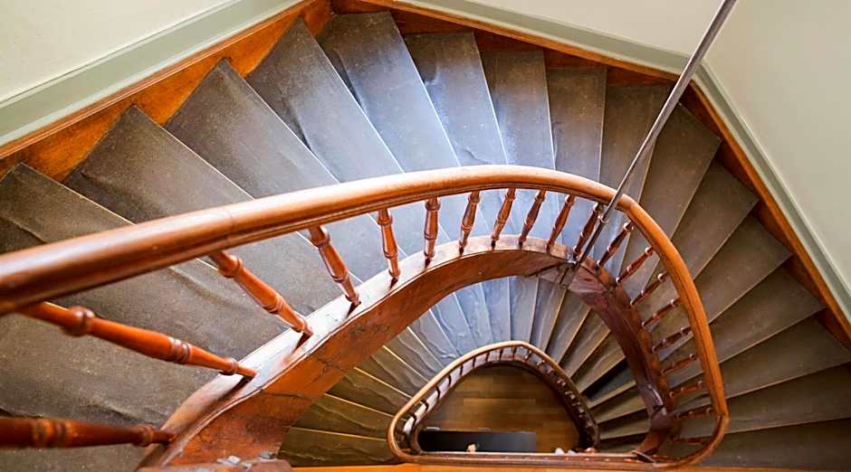 Hotel Le Lion - Self Check-in