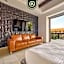 Luxury 2BR Condo in Romatic Zone - Rooftop Pool