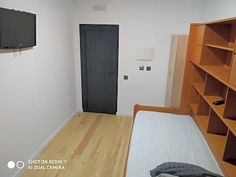 Standard Single Room with Shower