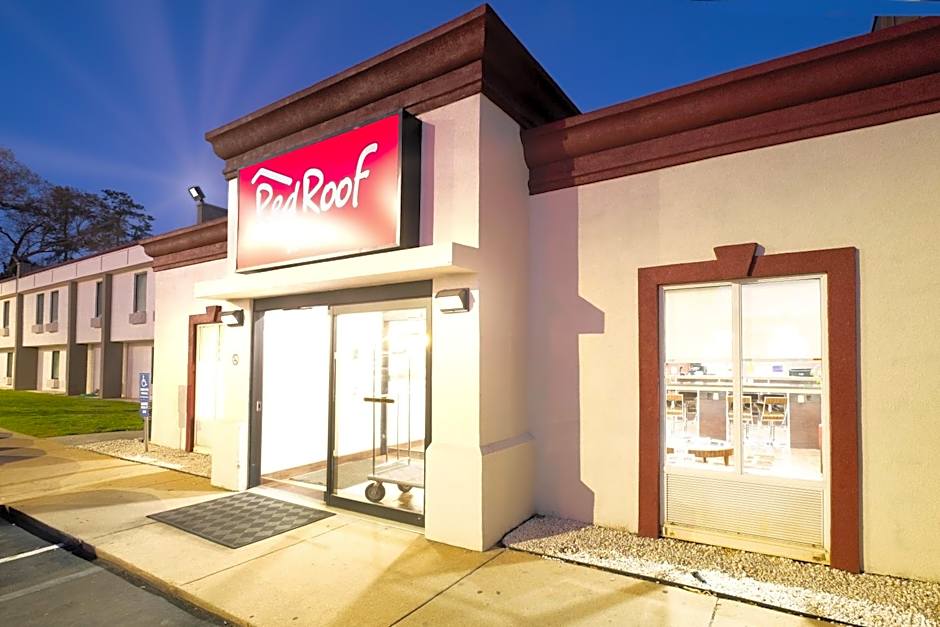 Red Roof Inn Raleigh - North-Crabtree Mall/Lenovo Center