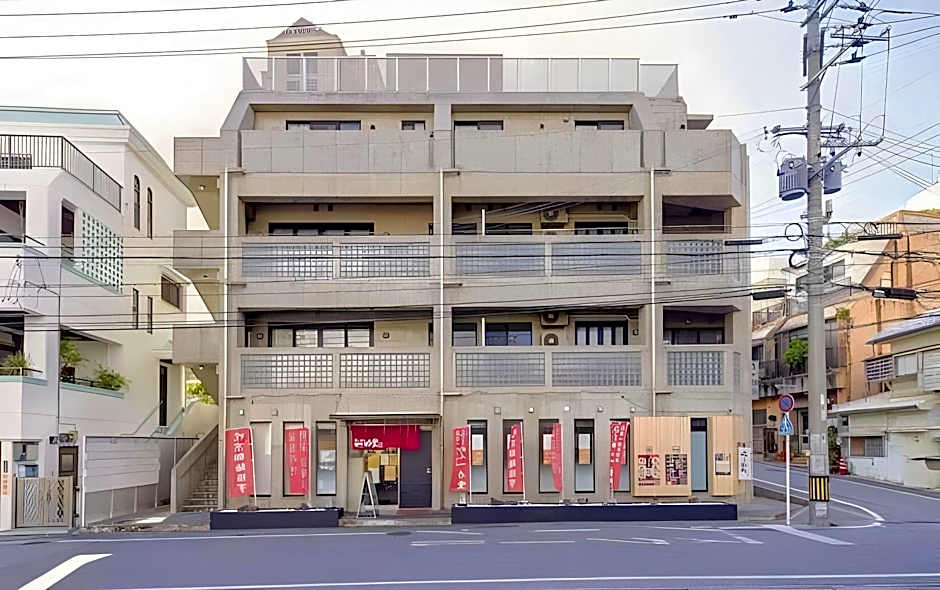Secret House MAKISHI