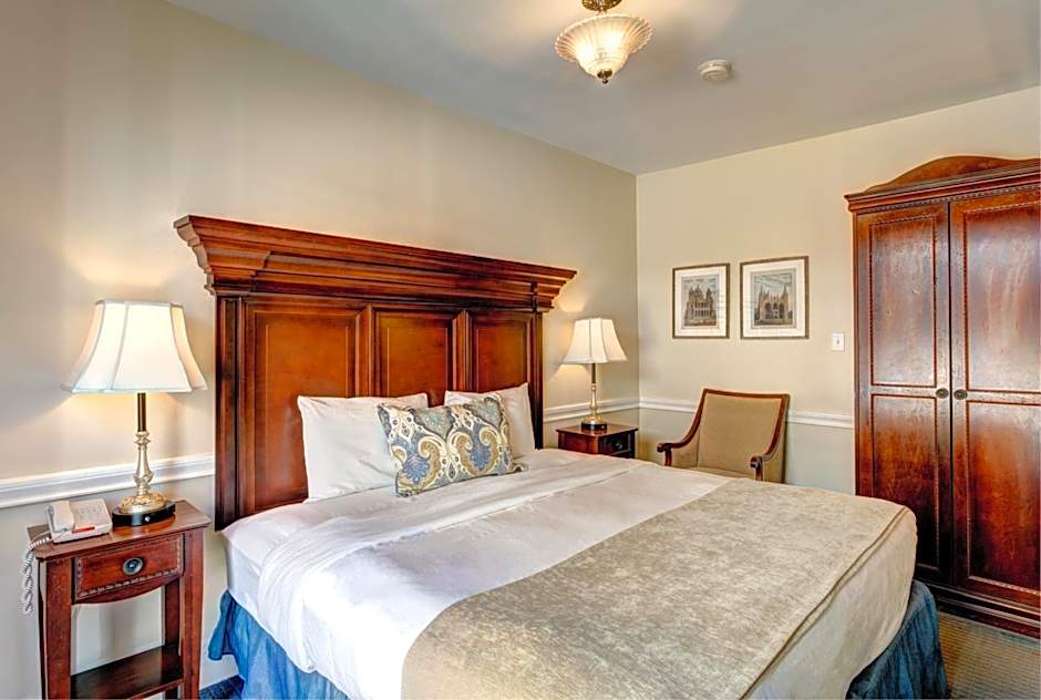 Hotel St. Pierre French Quarter