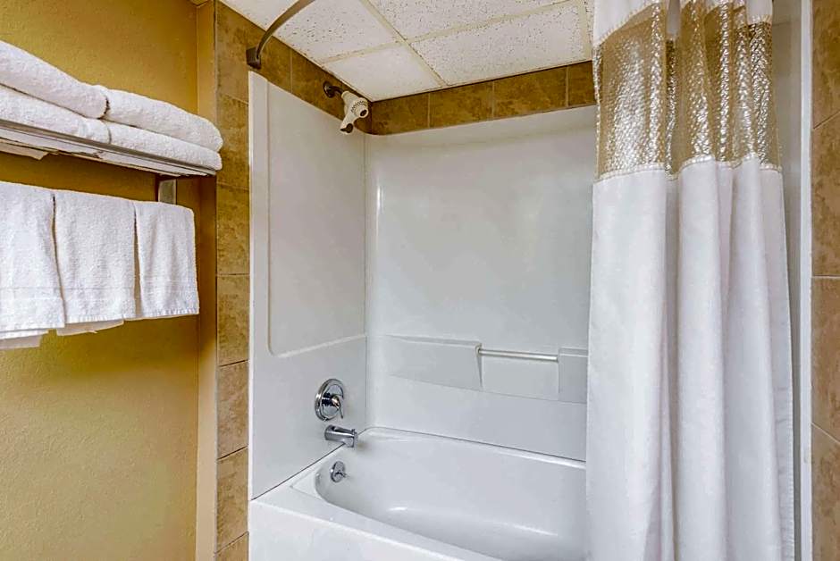 Ramada by Wyndham West Atlantic City