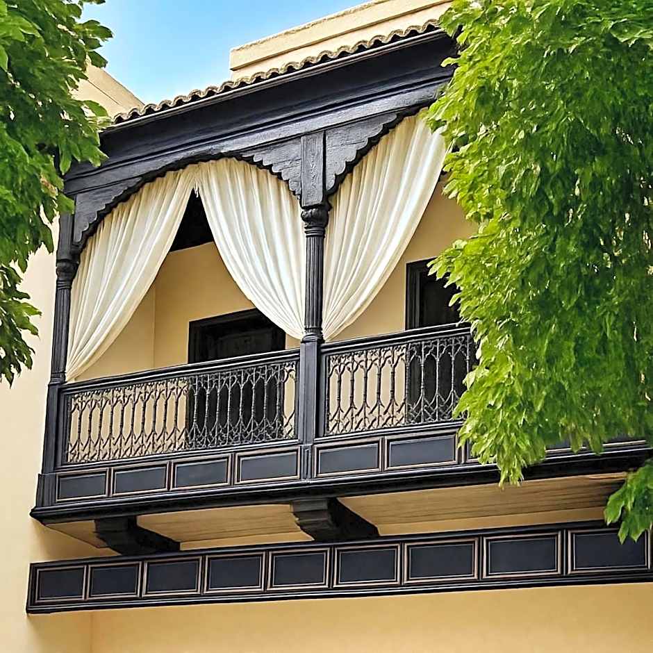 Riad ABBASSIA Marrakech Première - Authentic Medina Experience