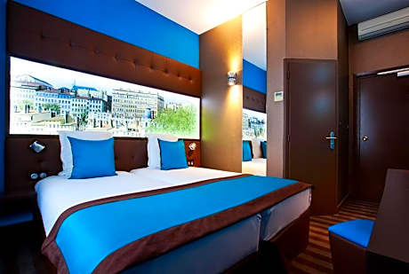 Classic Double or Twin Room