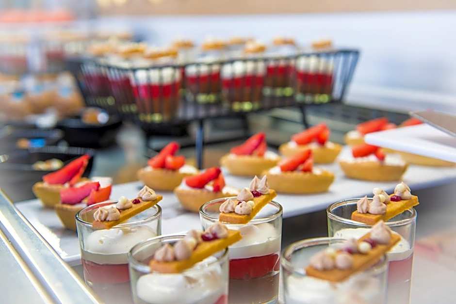 Enorme Infinity Beach - Adults Only