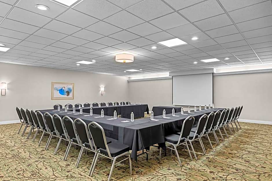 Best Western Plus Plaza Hotel & Conference Center