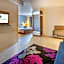Grand Livio Kuta Hotel