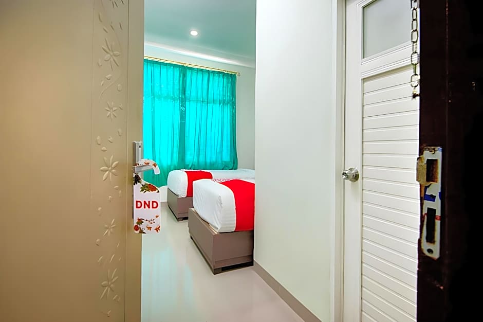 OYO 2382 Wisata Hotel