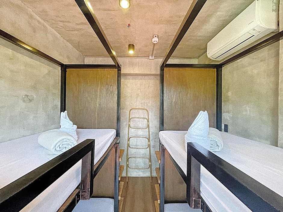 Shorebreak Hostel San Juan La Union