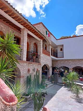 Hotel Casa Caro