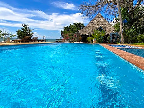 Menai Bay Beach Bungalows