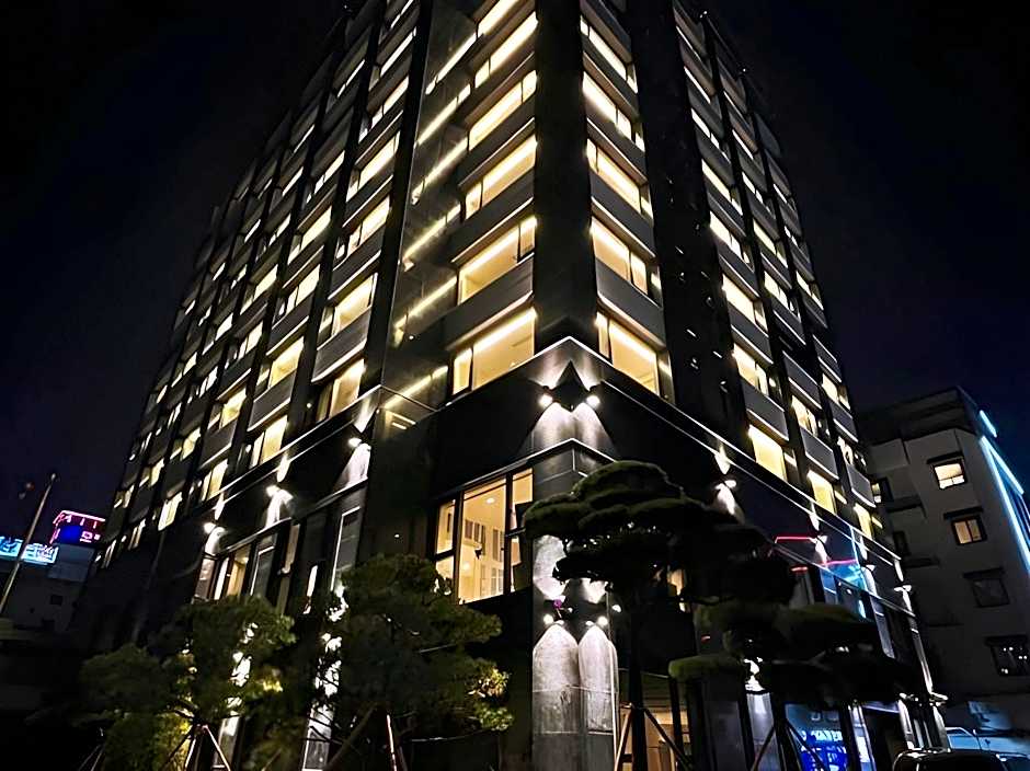 Gwangju H1 Hotel