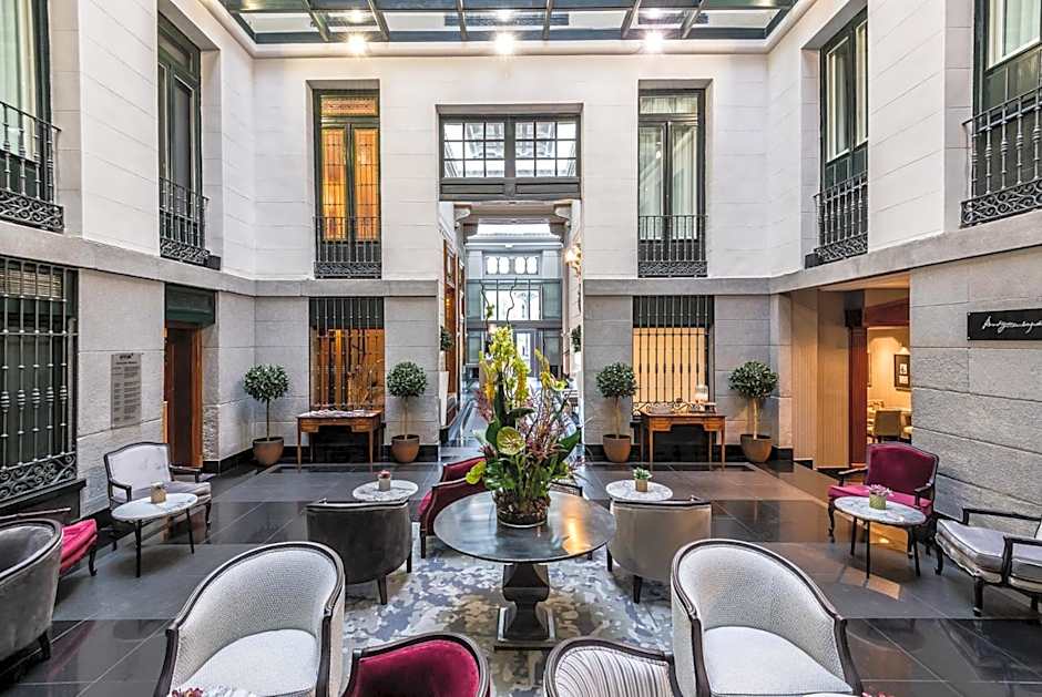 Intur Palacio San Martin