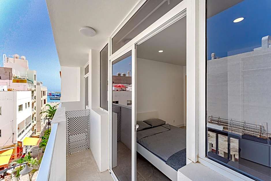 Few steps from the beach hostel in Los Cristianos