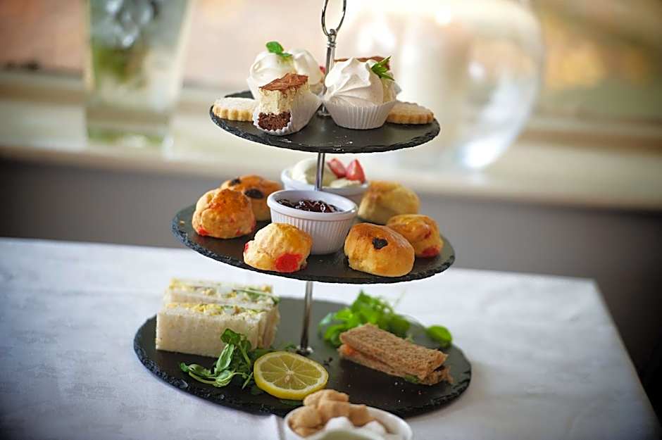 Best Western Plus White Horse Hotel