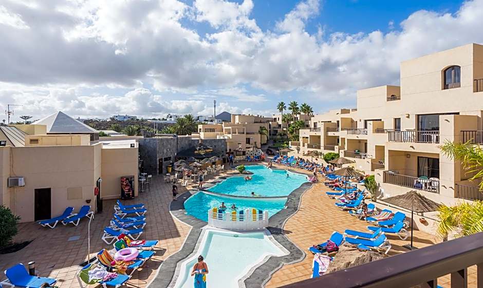Blue Sea Apartamentos Costa Teguise Gardens