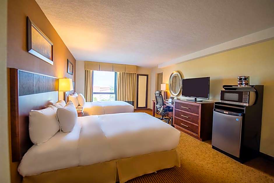 DoubleTree By Hilton Philadelphia Airport