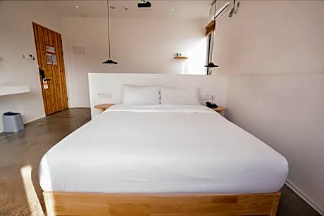 King Room with Garden View