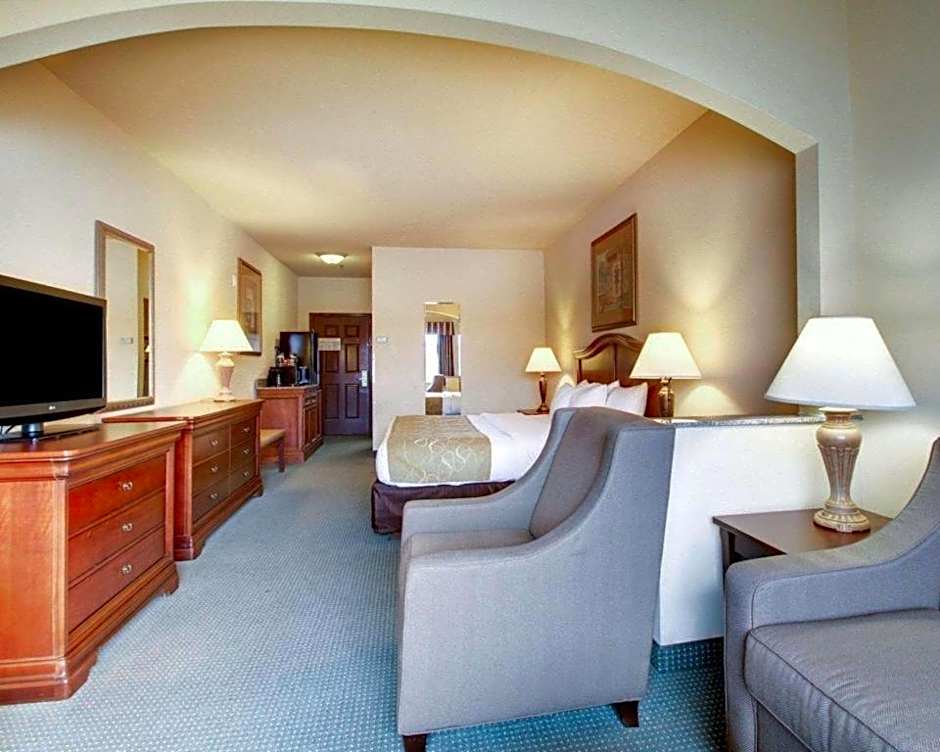 Clarion Suites Vidalia
