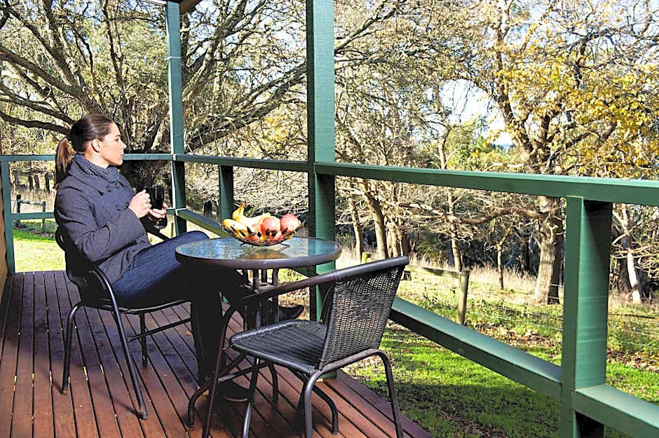 Lakes and Craters Holiday Park