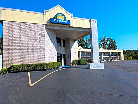 Days Inn by Wyndham Arcadia Louisiana