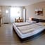 Schäfers Hotel, Self-Check-in, Cafe und Bäcker am Hotel