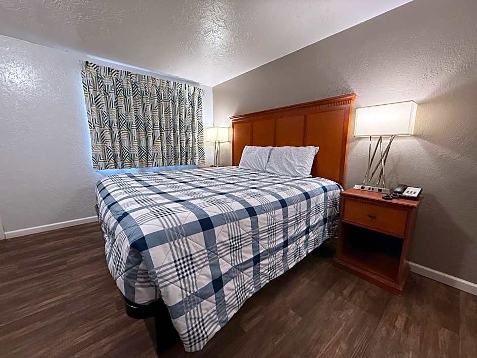 BUDGET INN BEND