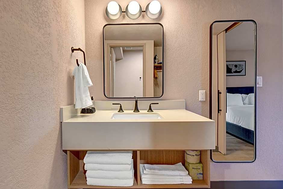 The Dunes Hotel (Palm Springs)