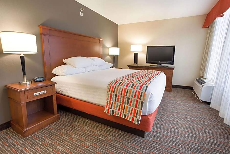 Drury Inn & Suites Joplin