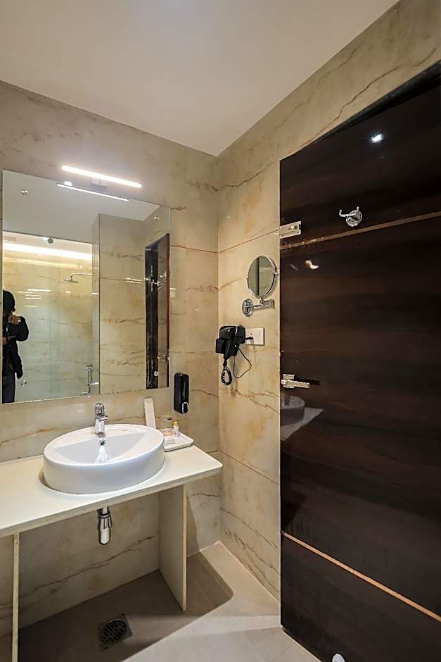 Hotel Vishwam Residency