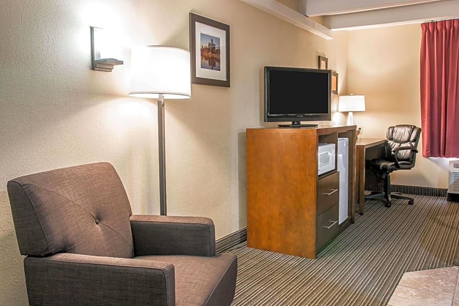 Country Inn & Suites by Radisson, Battle Creek, MI