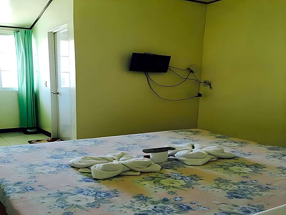 S-E Hotel And Residence