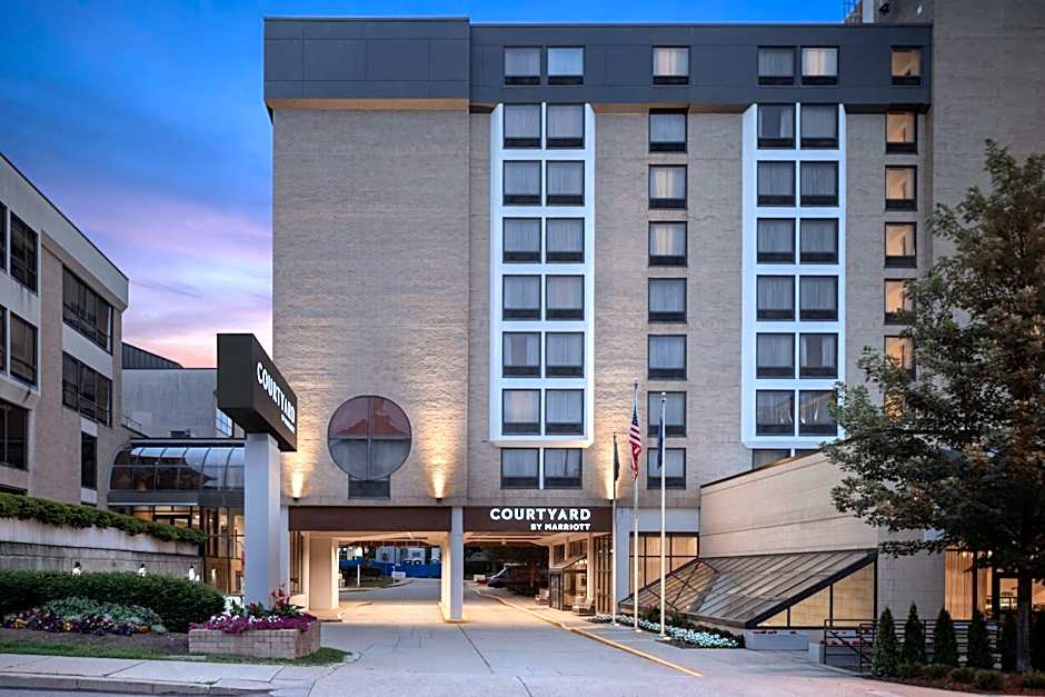 Courtyard by Marriott Pittsburgh University Center
