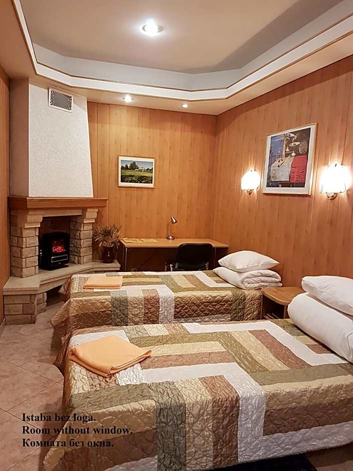 Sky High Hotel Airport 200 meters from the terminal