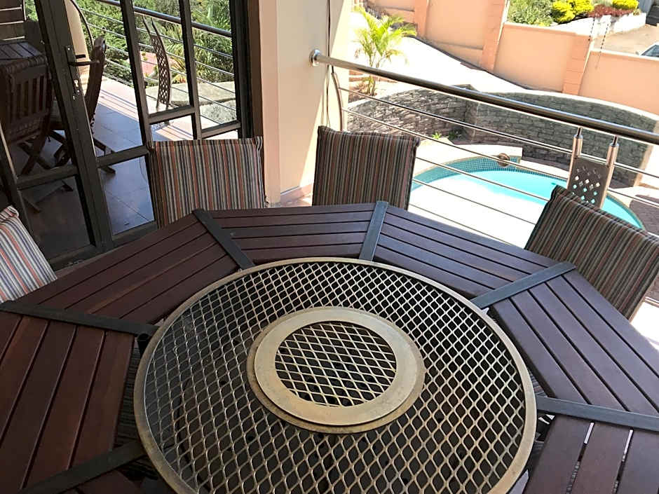 Jay and Bee Guesthouse