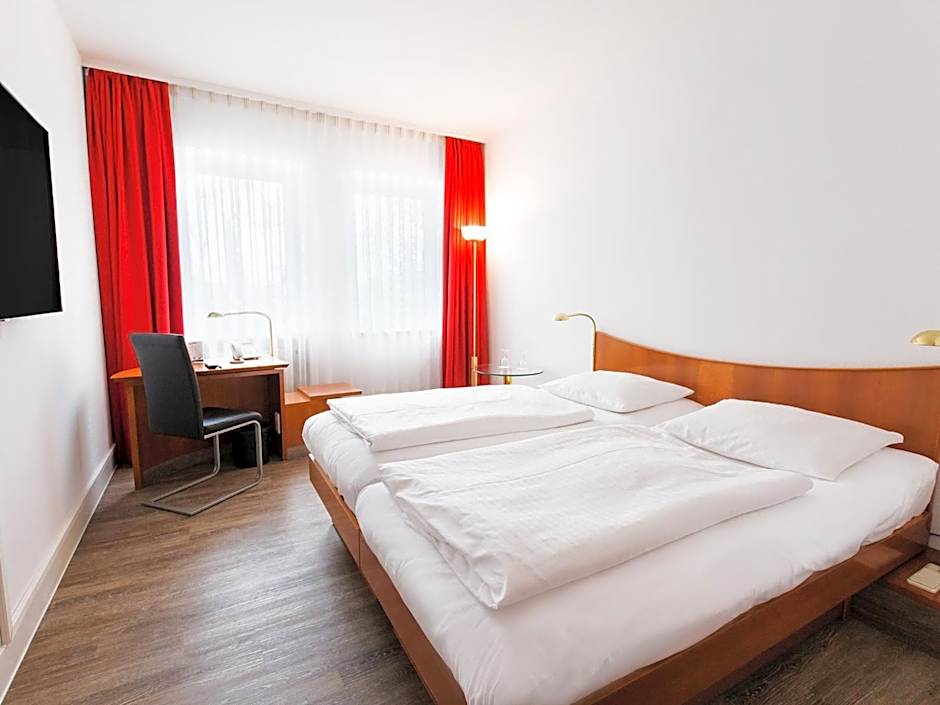 DORMERO HOTEL DRESDEN AIRPORT