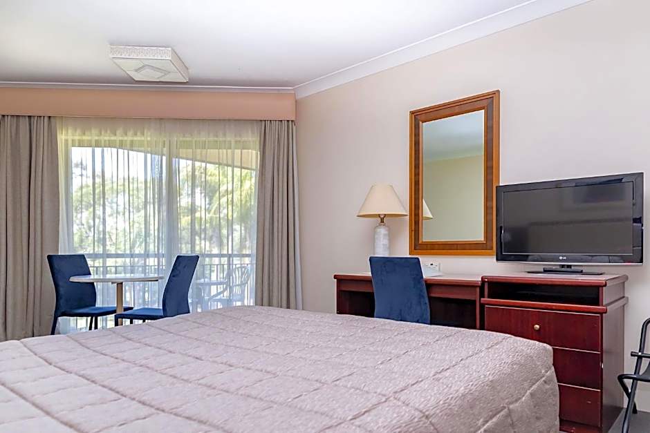 Charbonnier Motor Inn