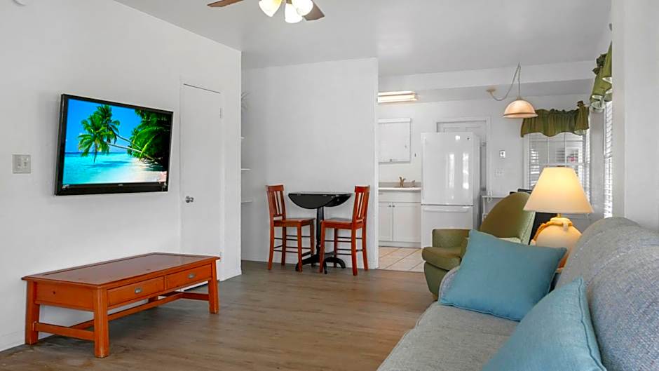 Ocean Court Beachfront Hotel