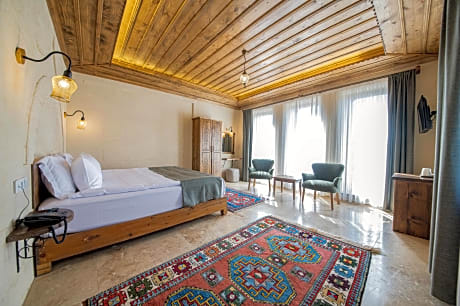 Superior Stone Room