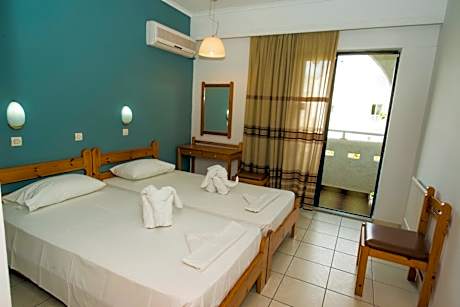 Twin Room with Garden View