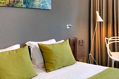 Double or Twin Room with View