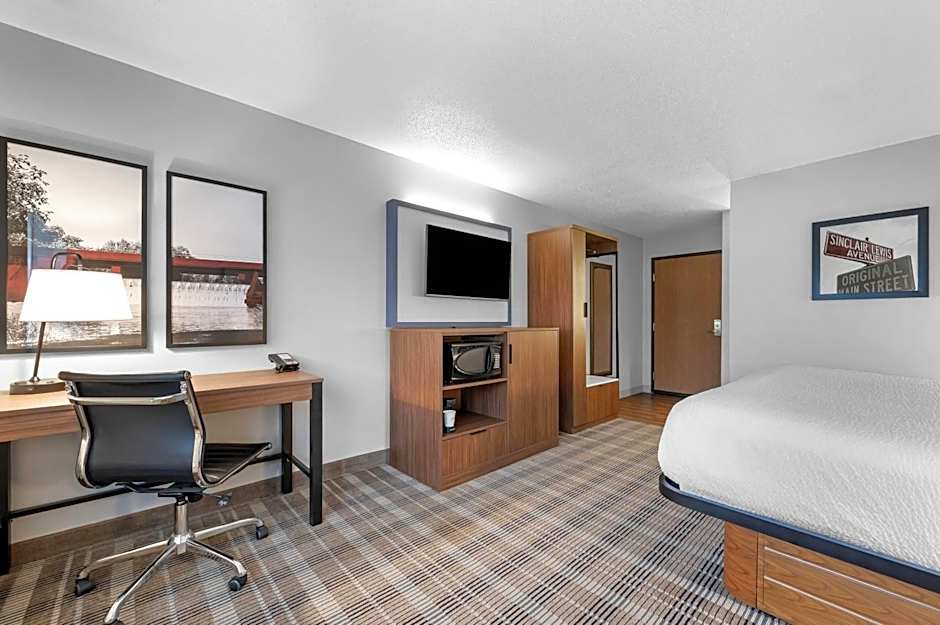 AmericInn by Wyndham Sauk Centre