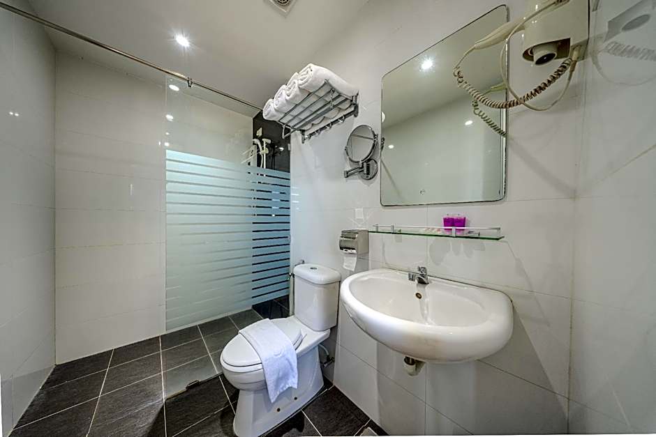 Gl Hotel